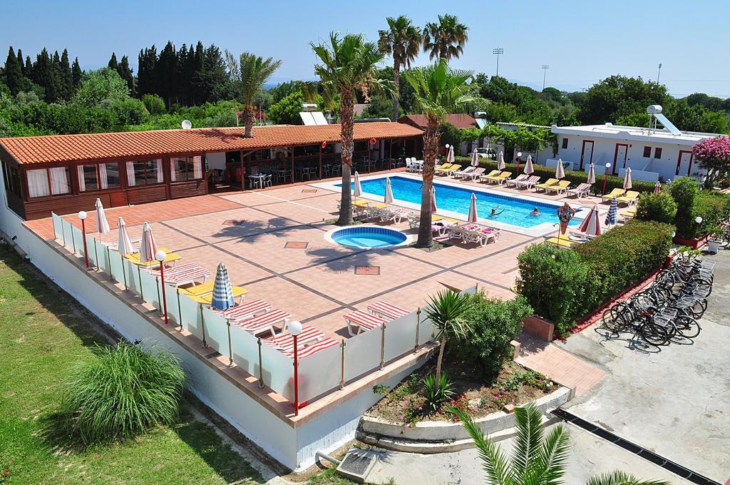 Sandy'S Studios Apartments & Log-Villas Кос Екстериор снимка
